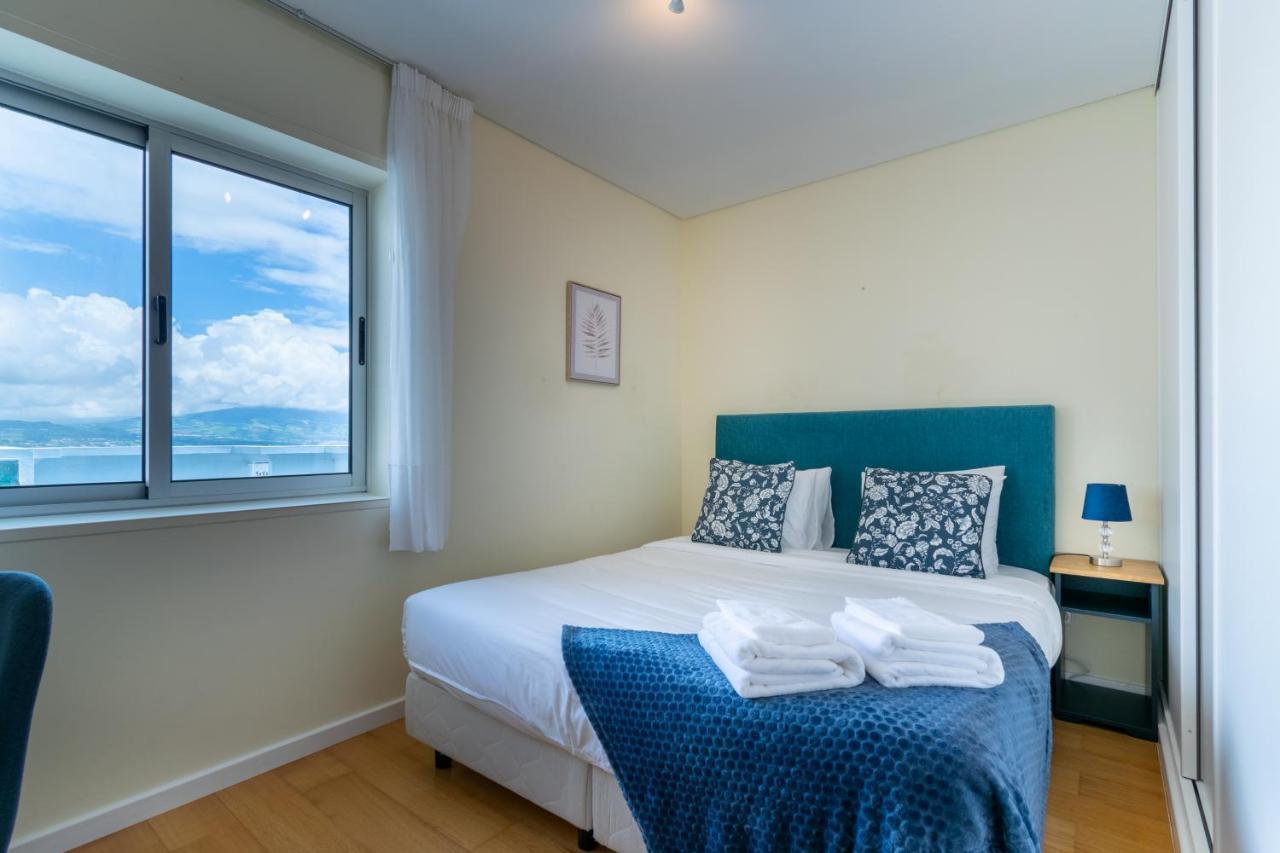 Ponta Delgada Atlantic Penthouse - City, Montain & Ocean - Free Parking מראה חיצוני תמונה