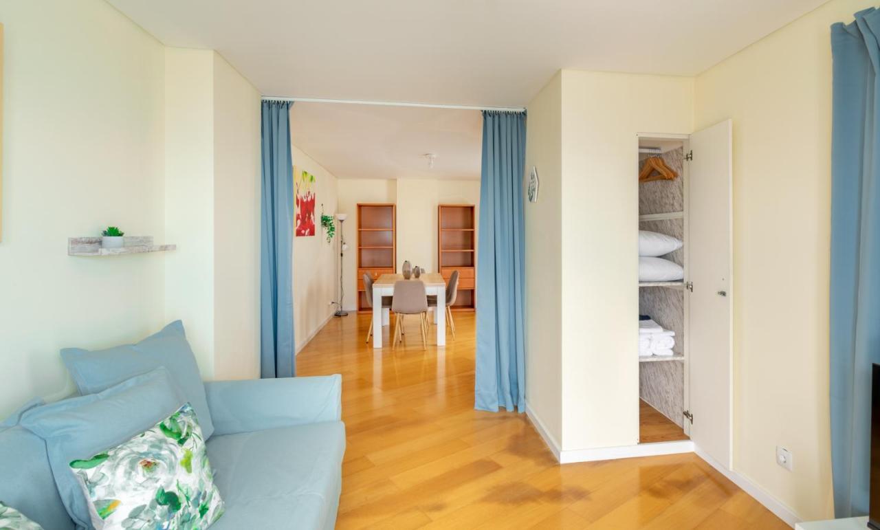 Ponta Delgada Atlantic Penthouse - City, Montain & Ocean - Free Parking מראה חיצוני תמונה